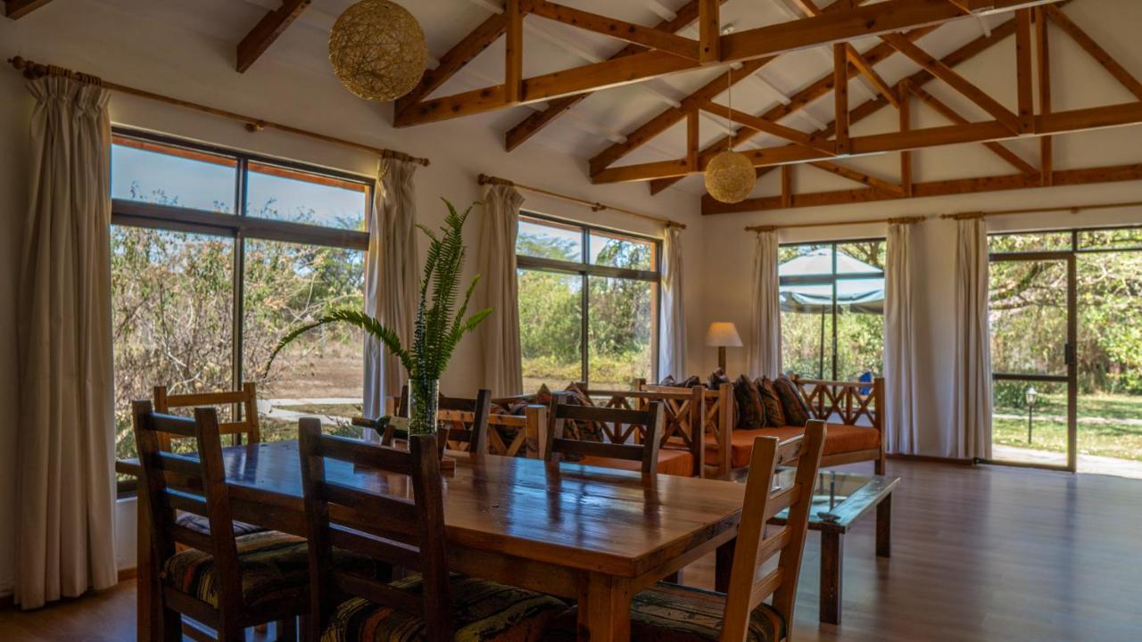 Black Wattle House นาคูรู ภายนอก รูปภาพ
