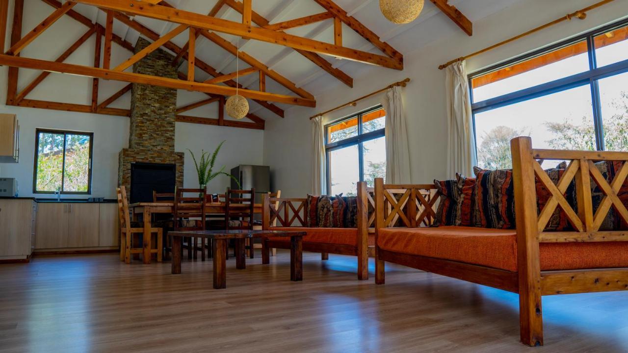 Black Wattle House นาคูรู ภายนอก รูปภาพ